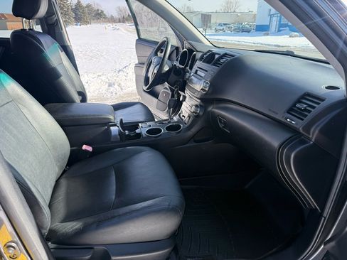 Used 2008 Toyota Highlander Sport image 33