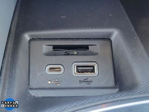 Used 2024 Buick Enclave Essence w/ Experience Buick Package image 34