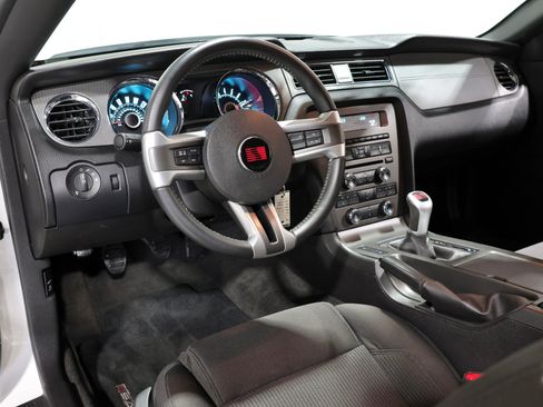 Used 2013 Ford Mustang GT RWD image 52