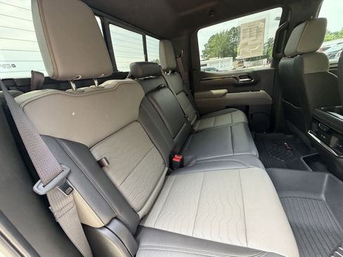 Used 2024 Chevrolet Silverado 1500 ZR2 AWD/4WD image 20