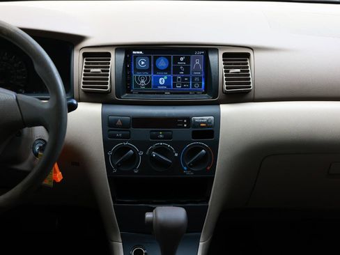 Used 2005 Toyota Corolla S image 32