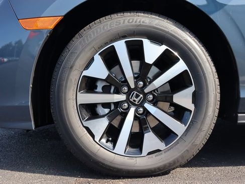 Used 2026 Honda Odyssey EX-L image 10