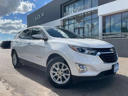 Used 2019 Chevrolet Equinox LT FWD image 1
