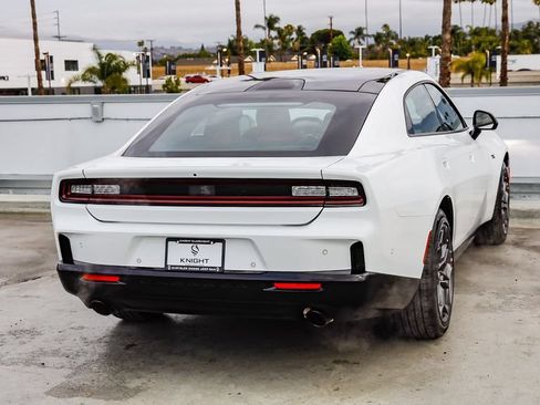 New 2026 Dodge Charger R/T AWD/4WD image 9