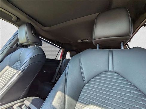 Used 2021 Toyota Highlander XSE image 16