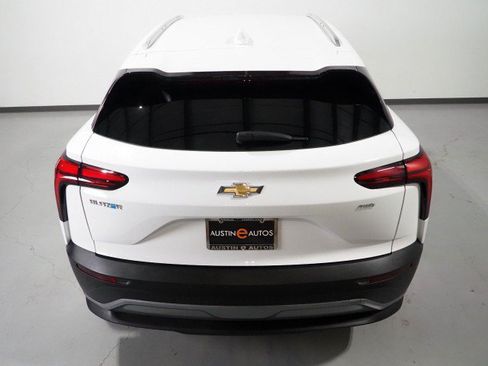 Used 2024 Chevrolet Blazer EV LT AWD/4WD image 6