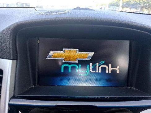 Used 2014 Chevrolet Cruze LT image 36