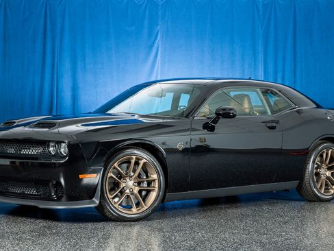 Used 2023 Dodge Challenger SRT Hellcat w/ Driver Convenience Group image 1