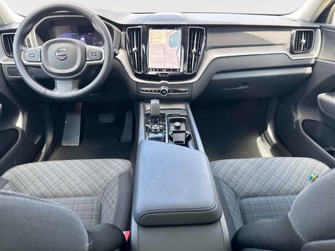 Certified 2025 Volvo XC60 B5 Core w/ Protection Package Premier image 13