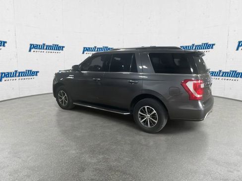 Used 2020 Ford Expedition XLT w/ Equipment Group 202A AWD/4WD image 6