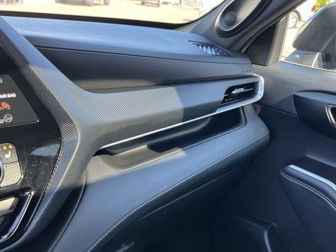 Used 2022 Toyota Highlander XSE image 24