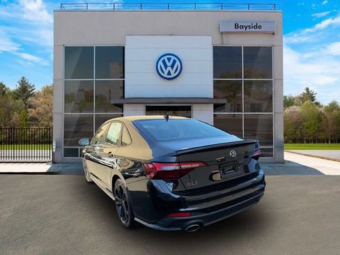 Certified 2022 Volkswagen Jetta GLI Autobahn w/ GLI Black Package FWD image 5
