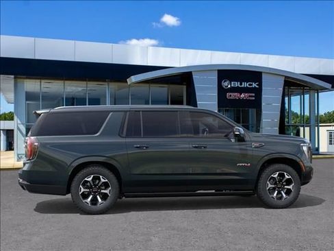 New 2026 GMC Yukon XL AT4 AWD/4WD image 5