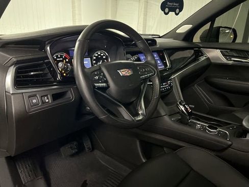 Certified 2023 Cadillac XT6 Premium Luxury AWD/4WD image 10