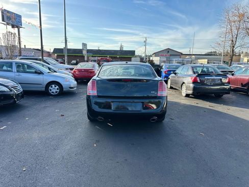 Used 2013 Chrysler 300 S w/ Luxury Group image 6