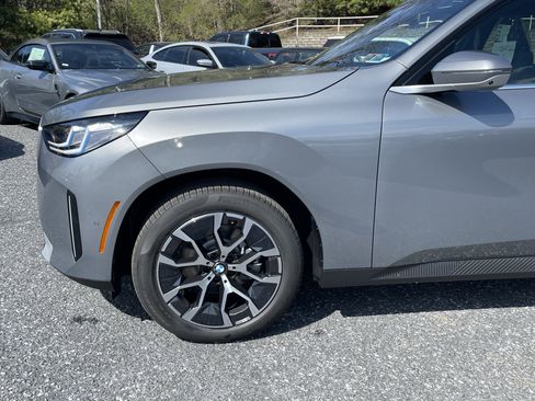 New 2026 BMW X3 xDrive30 w/ Premium Package AWD/4WD image 4