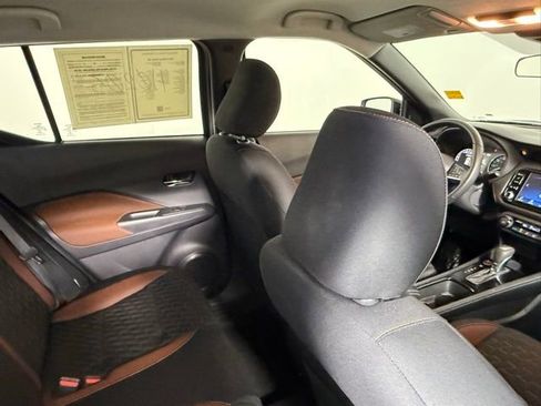 Used 2023 Nissan Kicks SR image 39