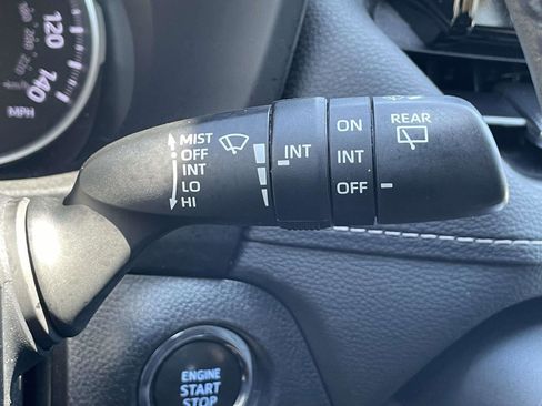 Used 2022 Toyota RAV4 XLE Premium FWD image 25