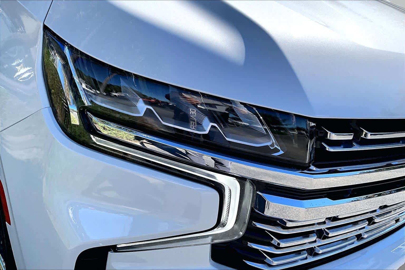 Used 2021 Chevrolet Tahoe Premier AWD/4WD image 27
