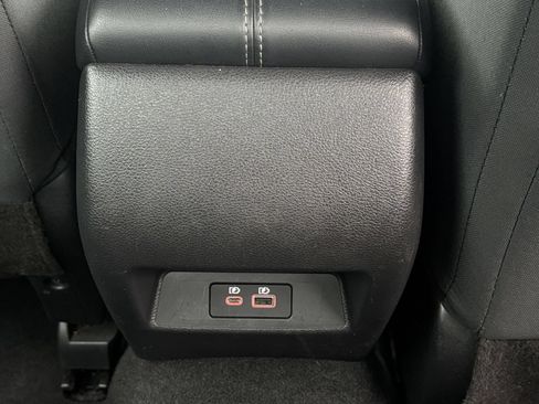 Used 2025 Nissan Altima 2.5 SV FWD image 23