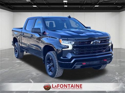 Used 2022 Chevrolet Silverado 1500 LT Trail Boss image 7