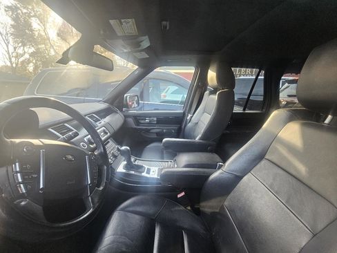 Used 2013 Land Rover Range Rover Sport HSE image 2