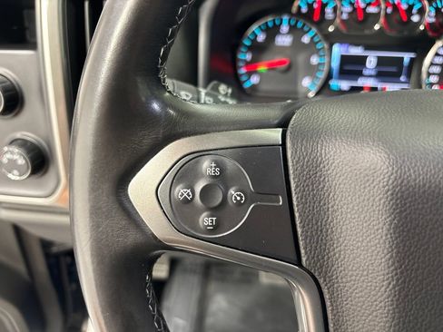Used 2018 Chevrolet Silverado 1500 LT w/ Trailering Package AWD/4WD image 13