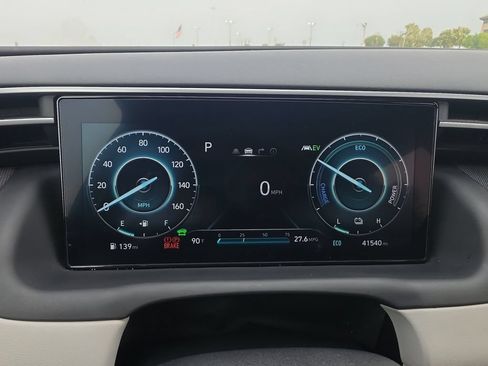 Certified 2024 Hyundai Tucson Limited AWD/4WD image 19