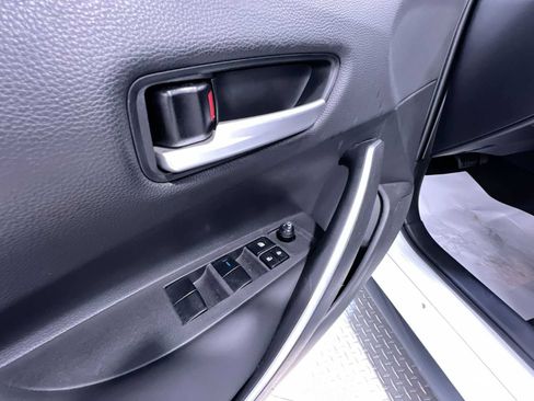Used 2022 Toyota Corolla SE w/ Carpet Mat Package (TMS) FWD image 12