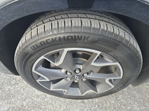 Used 2022 Chevrolet Blazer RS w/ Enhanced Convenience Package image 11