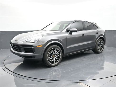 Used 2021 Porsche Cayenne Coupe w/ Premium Package image 1