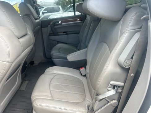 Used 2012 Buick Enclave Leather FWD image 8