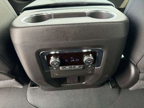 New 2026 GMC Yukon AT4 w/ Premium Trailering Package image 15