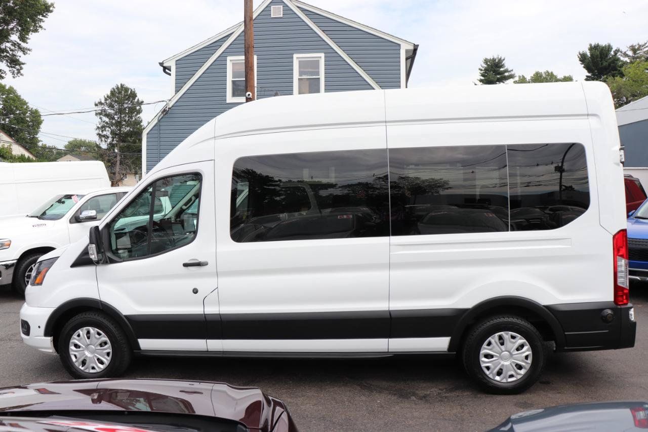 Used 2024 Ford Transit 350 XLT RWD image 2