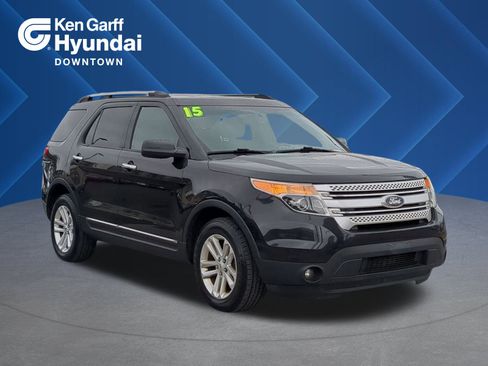 Used 2015 Ford Explorer XLT w/ Equipment Group 202B image 1