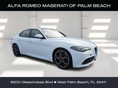 Used 2023 Alfa Romeo Giulia Ti image 1