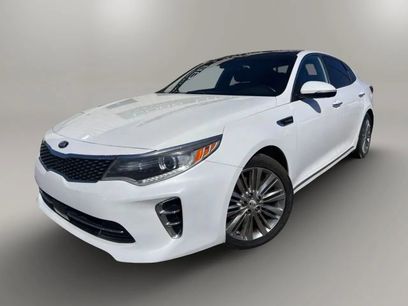 Used 2016 Kia Optima SX w/ Chrome Wheel Package