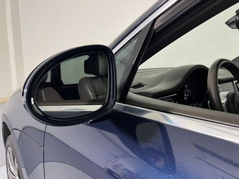 Used 2018 Porsche Macan S image 24