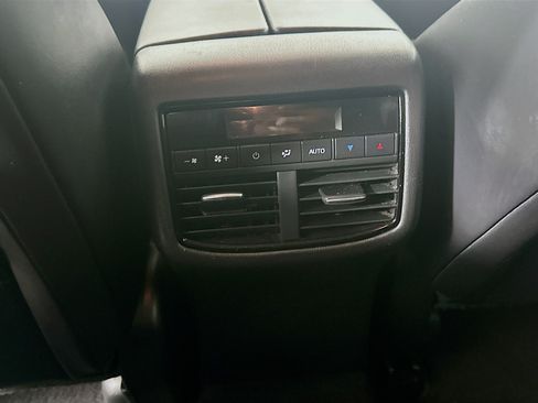 Used 2019 MAZDA CX-9 Touring AWD/4WD image 25