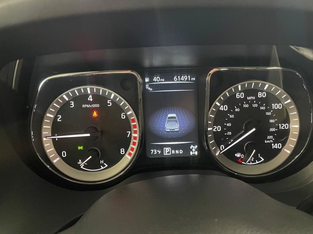 Used 2017 Nissan Titan SV AWD/4WD image 28