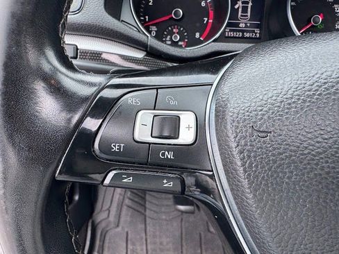 Used 2018 Volkswagen Passat 3.6 image 14