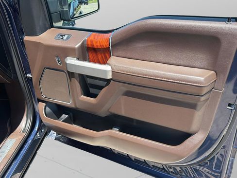 Used 2020 Ford F150 King Ranch w/ Equipment Group 601A Luxury AWD/4WD image 9