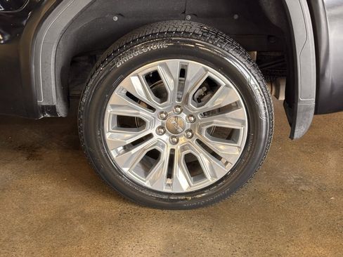 Used 2022 GMC Sierra 1500 Denali w/ Denali Reserve Package image 41