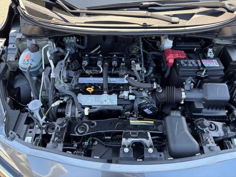 Used 2025 Nissan Versa SV FWD image 25