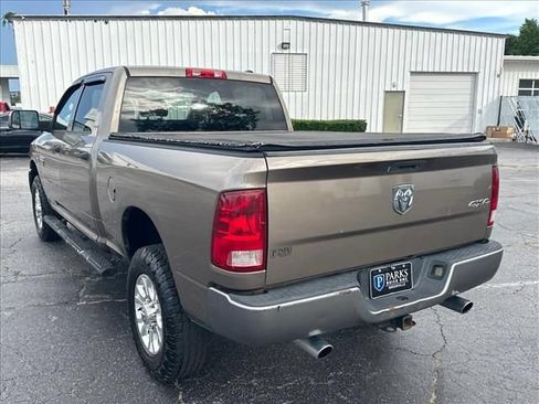 Used 2010 Dodge Ram 2500 Truck ST w/ ST Popular Equipment Group AWD/4WD image 8