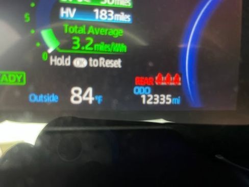 Used 2024 Toyota RAV4 SE w/ Weather & Moonroof Package AWD/4WD image 14