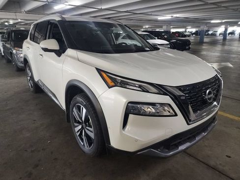 Used 2023 Nissan Rogue SL w/ SL Premium Package FWD image 1