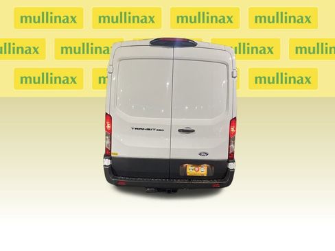 New 2026 Ford Transit 250 148 Medium Roof w/ Load Area Protection Package image 4