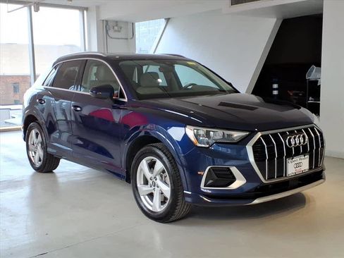 Used 2022 Audi Q3 2.0T Premium image 3