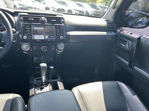 Used 2020 Toyota 4Runner Venture w/ Moonroof Package AWD/4WD image 18